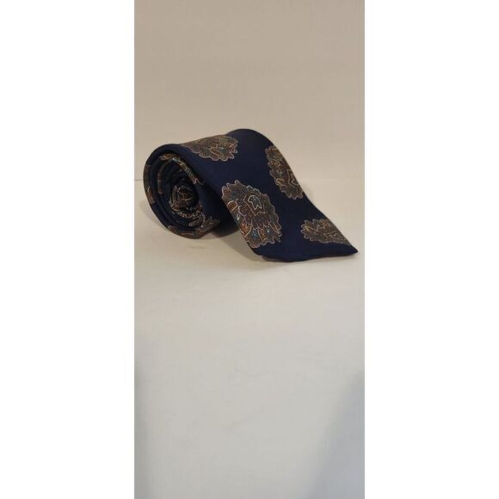 Christian Dior Mens Tie All Silk Made In U.S.A